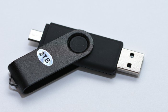Utilisation de clés USB pour transférer des fichiers