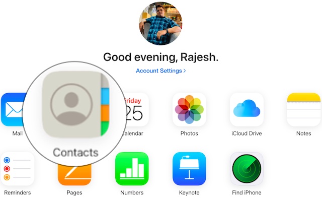 Choisissez Contacts sur iCloud.com