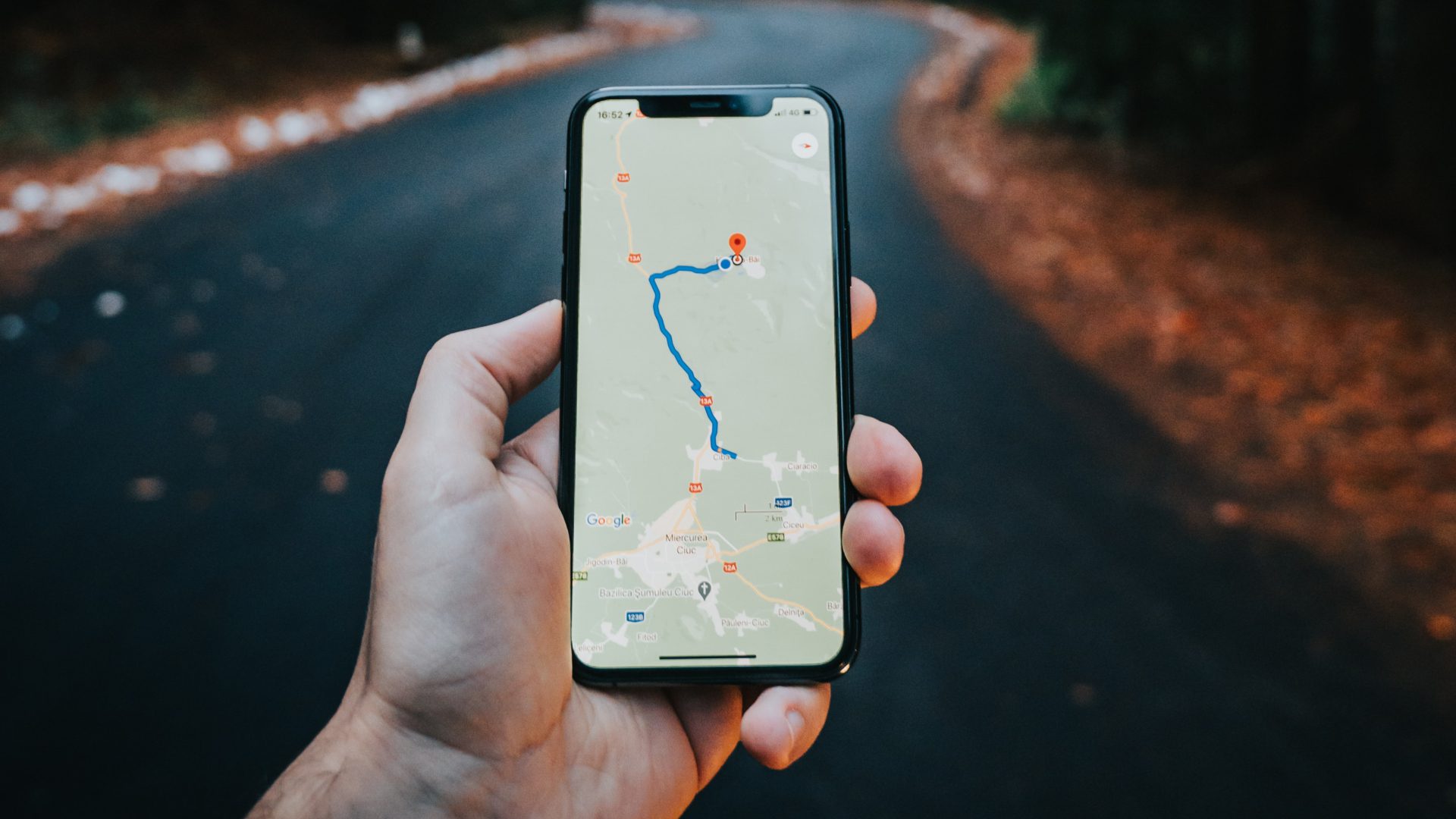 Comment partager un itinéraire personnalisé ou des directions sur Google Maps pour PC et Android