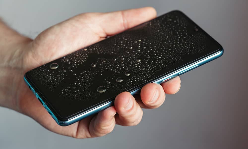 Comment enlever l'eau du haut-parleur du Smartphone