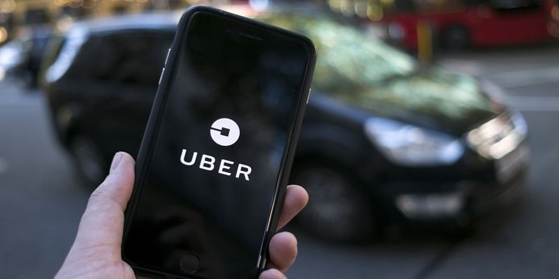 Comment réserver Uber sans smartphone