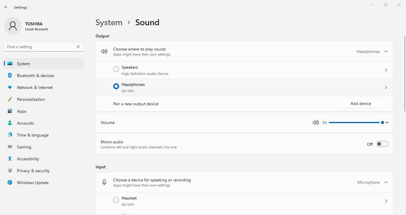  Sélection des écouteurs Bluetooth pertinents dans les paramètres de sortie audio de l'application Paramètres de Windows 11