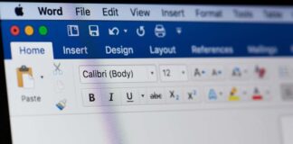 Microsoft Word app on Home tab